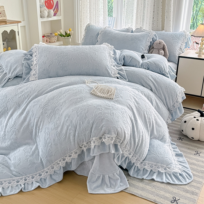 91家纺网 家纺一手货源 找家纺 锦格家纺 2024新款A类高克重牛奶绒四件套 艾洛薇【天蓝】