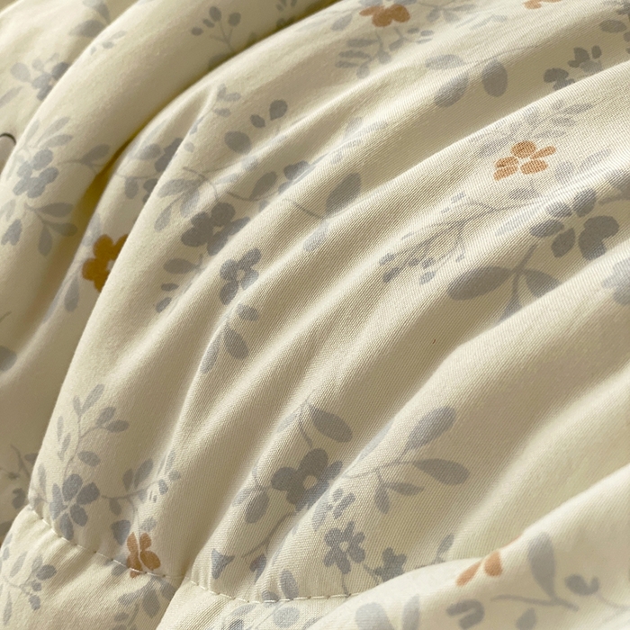 91家纺网 家纺一手货源 找家纺 梵克保罗 2025新款水洗棉糯小棉夏被夏被四件套四季被春秋被单人学生双人被子被芯 叶子小兔