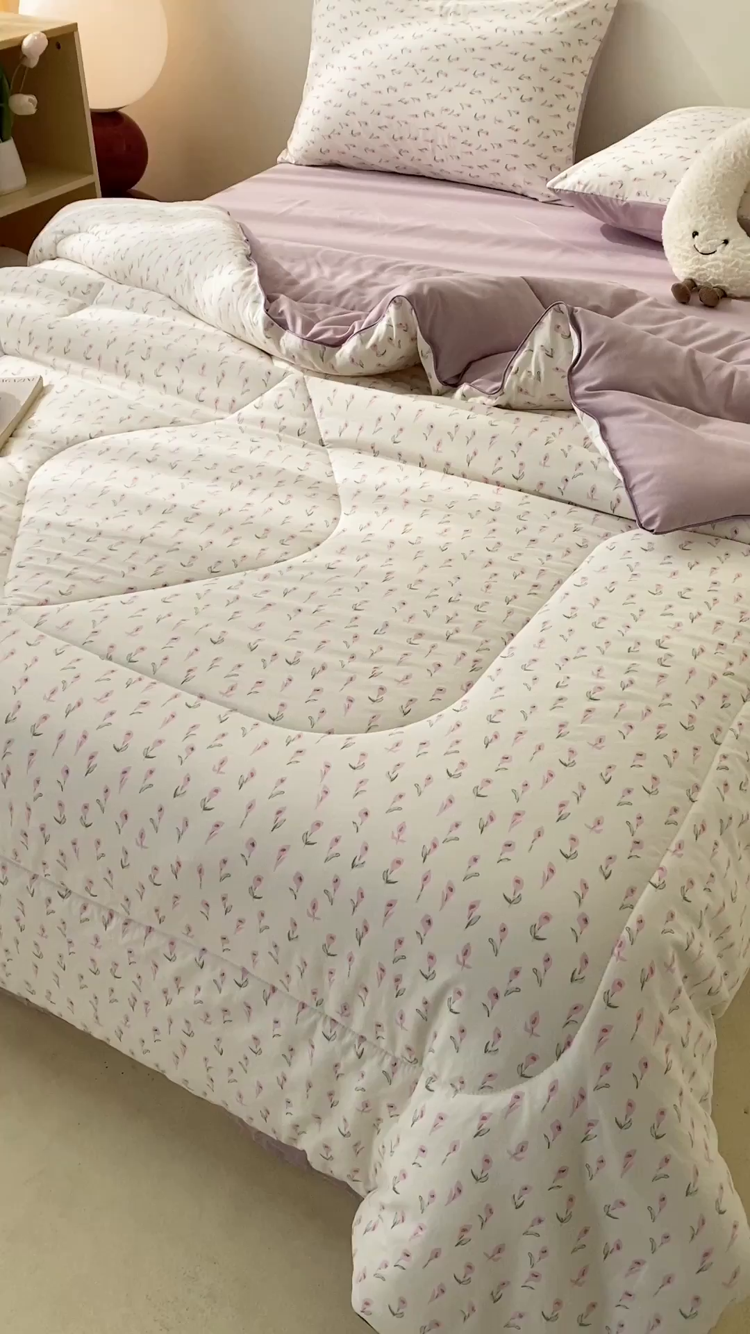 91家纺网 家纺一手货源 找家纺 梵克保罗 2025新款水洗棉糯小棉夏被夏被四件套四季被春秋被单人学生双人被子被芯 郁金香花海