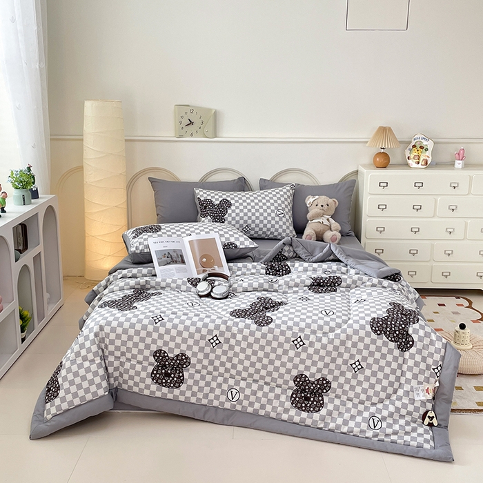 91家纺网 家纺一手货源 找家纺 （总）梵克保罗 2025新款全棉夏被碎花卡通小清新简约纯棉夏凉被夏被四件套三件套