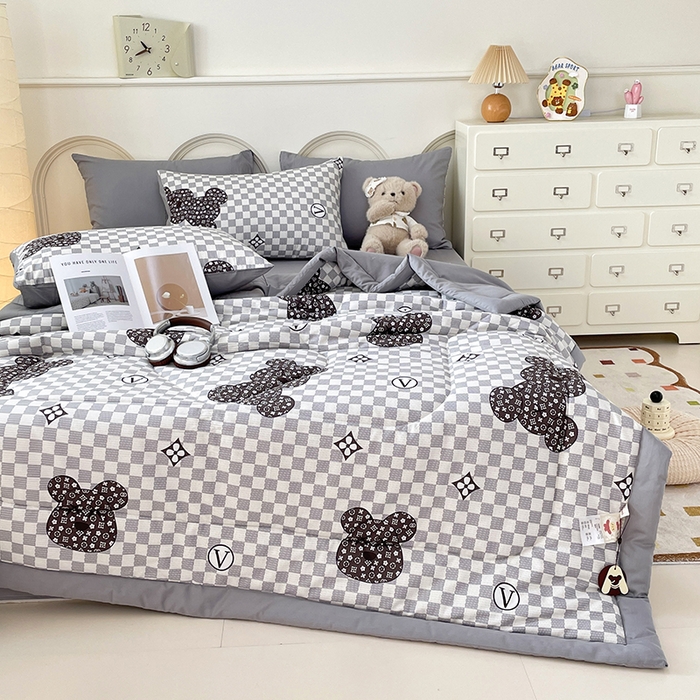 91家纺网 家纺一手货源 找家纺 （总）梵克保罗 2025新款全棉夏被碎花卡通小清新简约纯棉夏凉被夏被四件套三件套