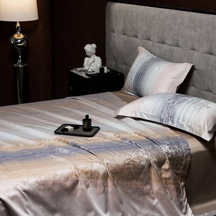 91家纺网 家纺一手货源 找家纺 黑白森林 2025新款100S全棉纯棉双股色经色纬大提花四件套 芳华