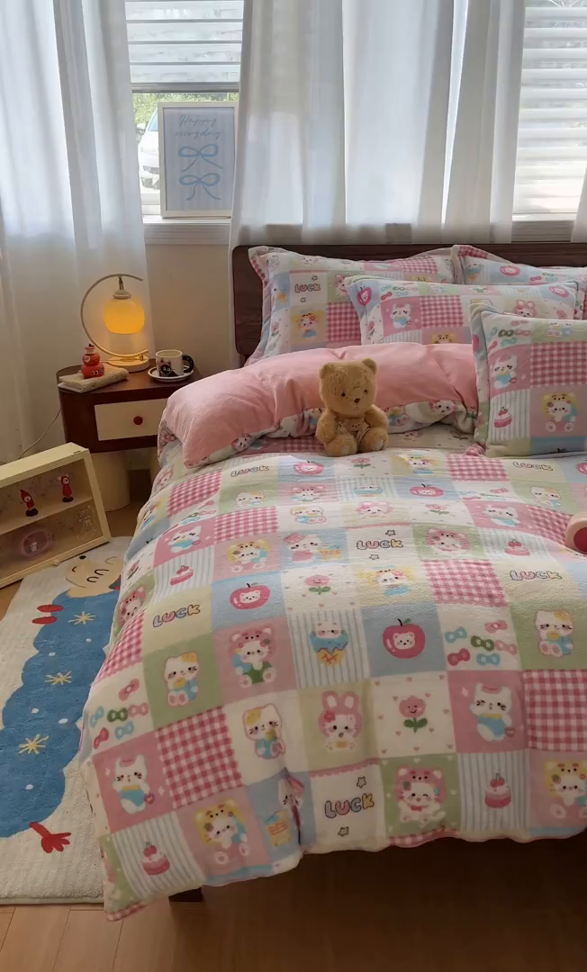 91家纺网 家纺一手货源 找家纺 寻米 2025新款高克重加厚保暖牛奶绒四件套-第一批 恋爱日记