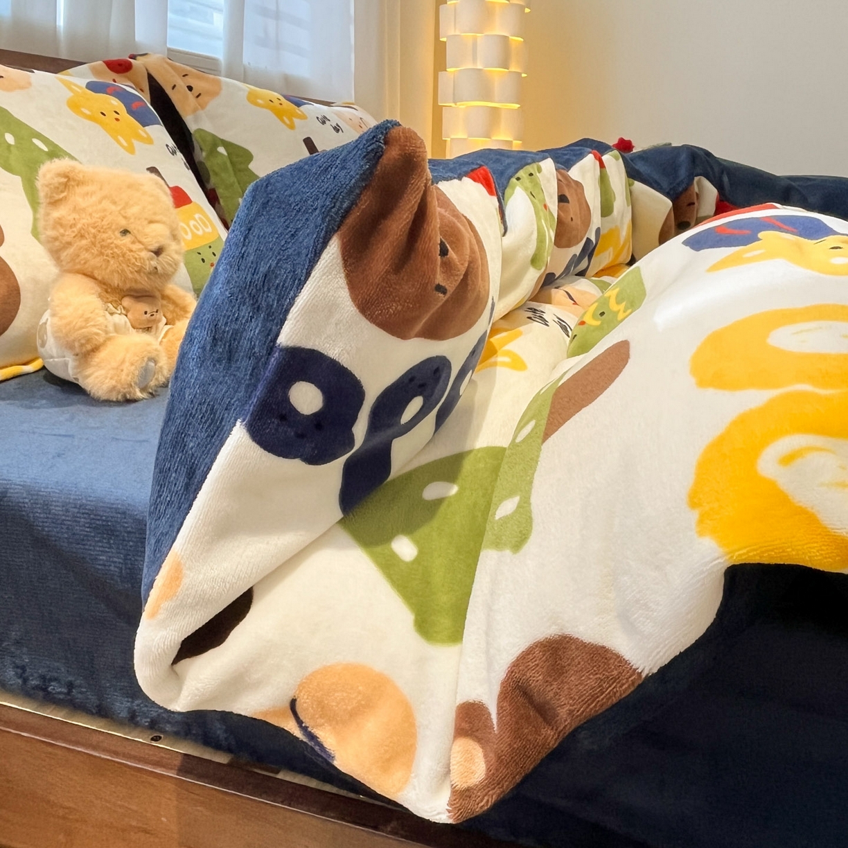 91家纺网 家纺一手货源 找家纺 寻米 2025新款高克重加厚保暖牛奶绒四件套-第一批 奇奇莫拉-蓝色