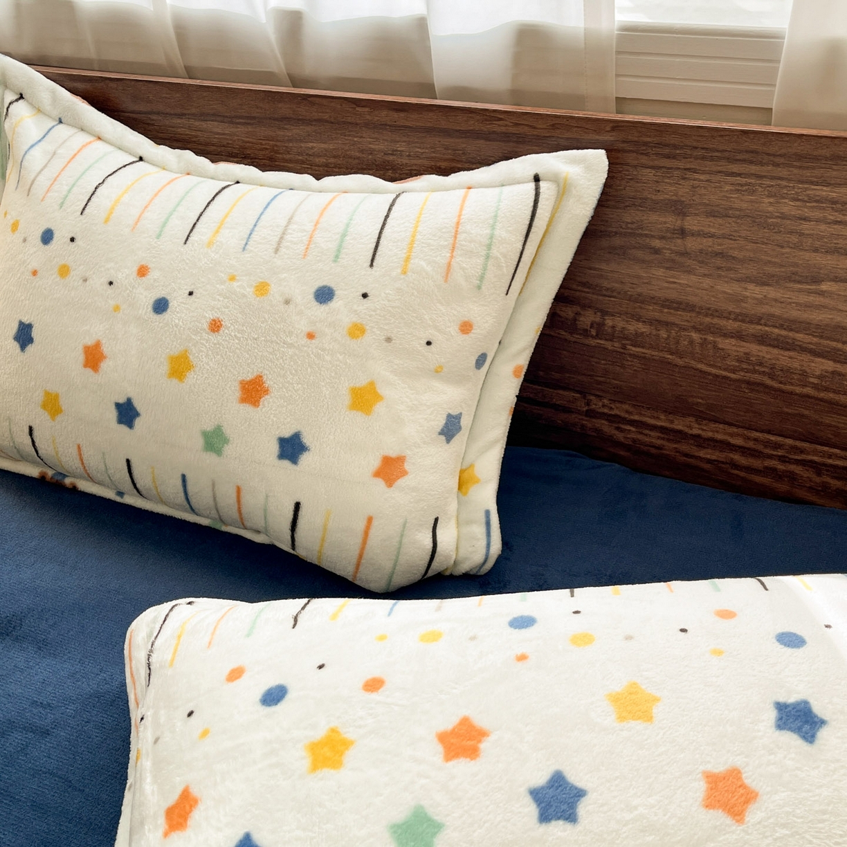 91家纺网 家纺一手货源 找家纺 寻米 2025新款高克重加厚保暖牛奶绒四件套-第一批 小熊维尼