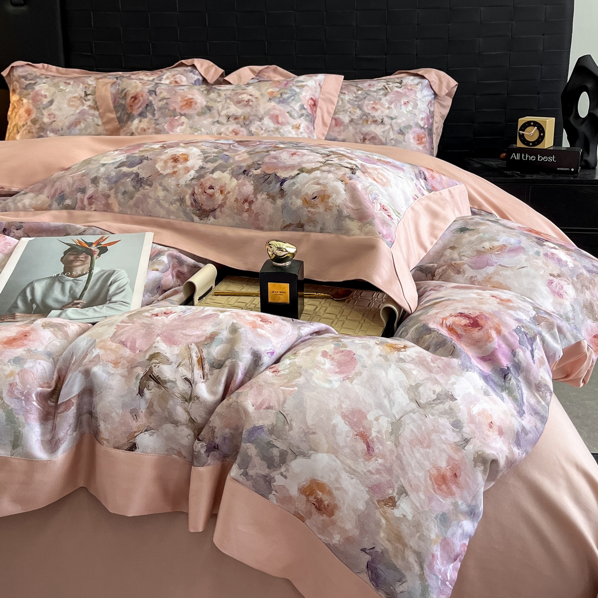 91家纺网 家纺一手货源 找家纺 慕晨 2025新款65%莱赛尔32%棉全棉磨毛数码印花宽边高级简奢款中高端四件套直播热款 知艺