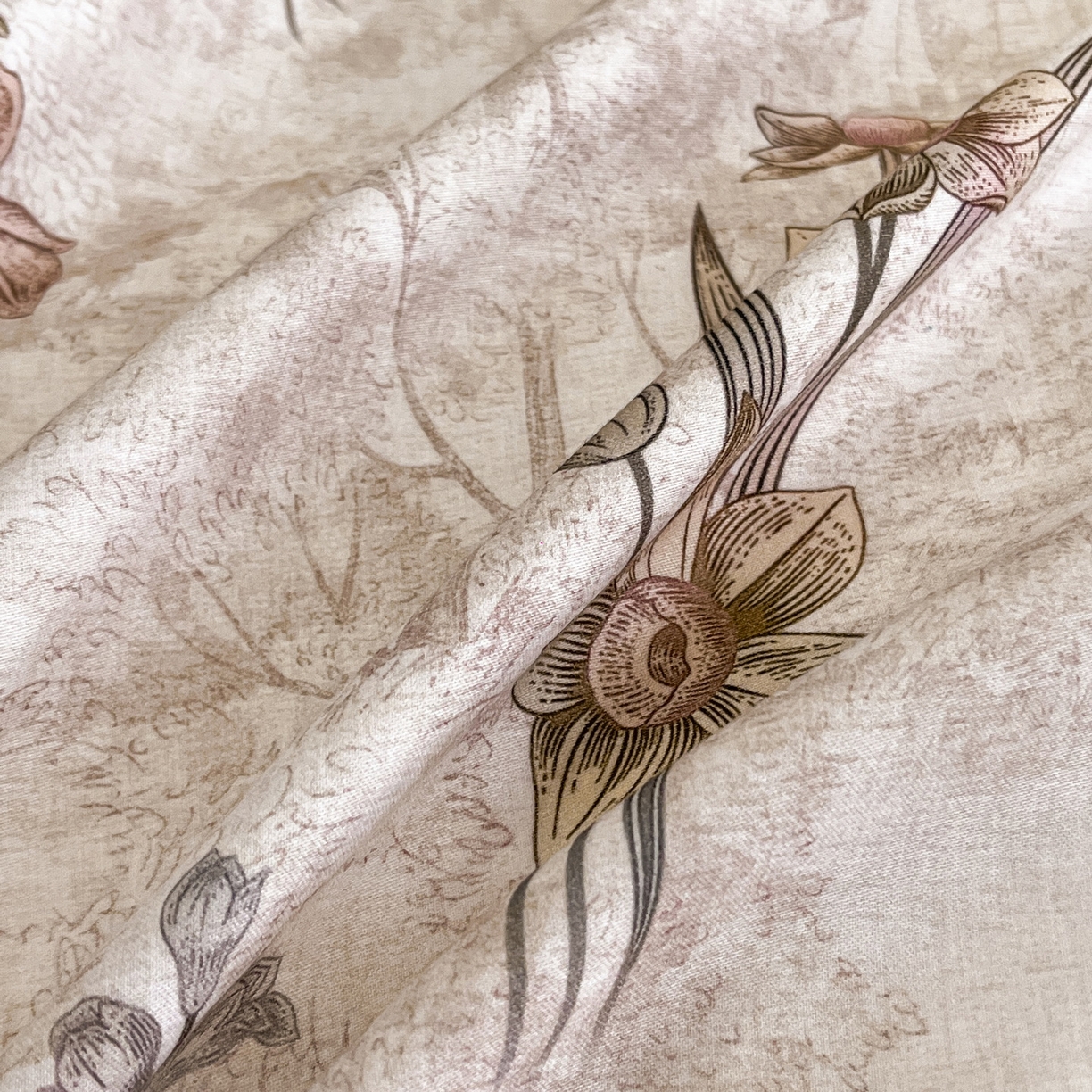 91家纺网 家纺一手货源 找家纺 慕晨 2025新款65%莱赛尔32%棉全棉磨毛数码印花宽边高级简奢款中高端四件套直播热款 岚茜