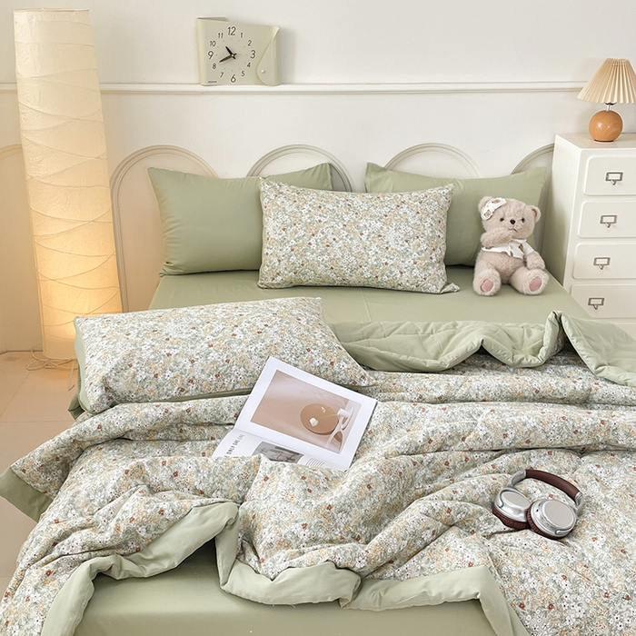 91家纺网 家纺一手货源 找家纺 梵克保罗 2025新款全棉夏被碎花卡通小清新简约纯棉夏凉被夏被四件套三件套 繁花似锦绿