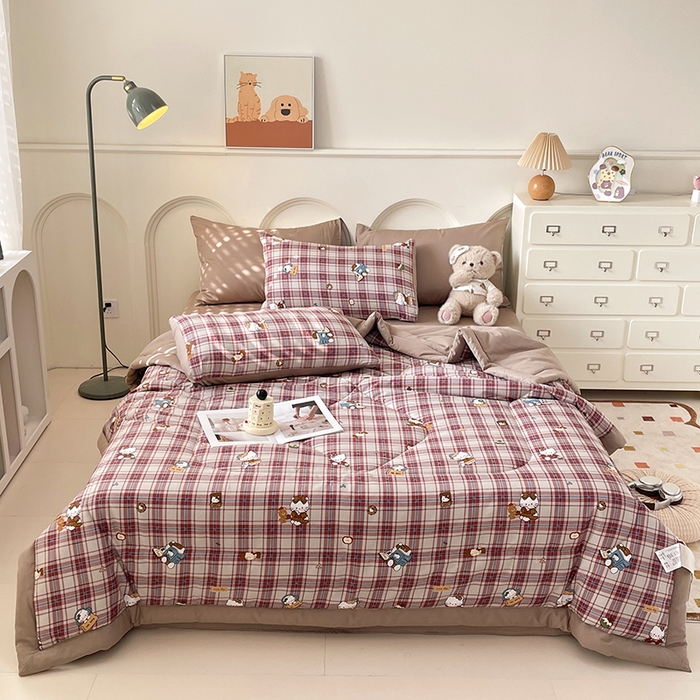 91家纺网 家纺一手货源 找家纺 梵克保罗 2025新款全棉夏被碎花卡通小清新简约纯棉夏凉被夏被四件套三件套 格子凯特