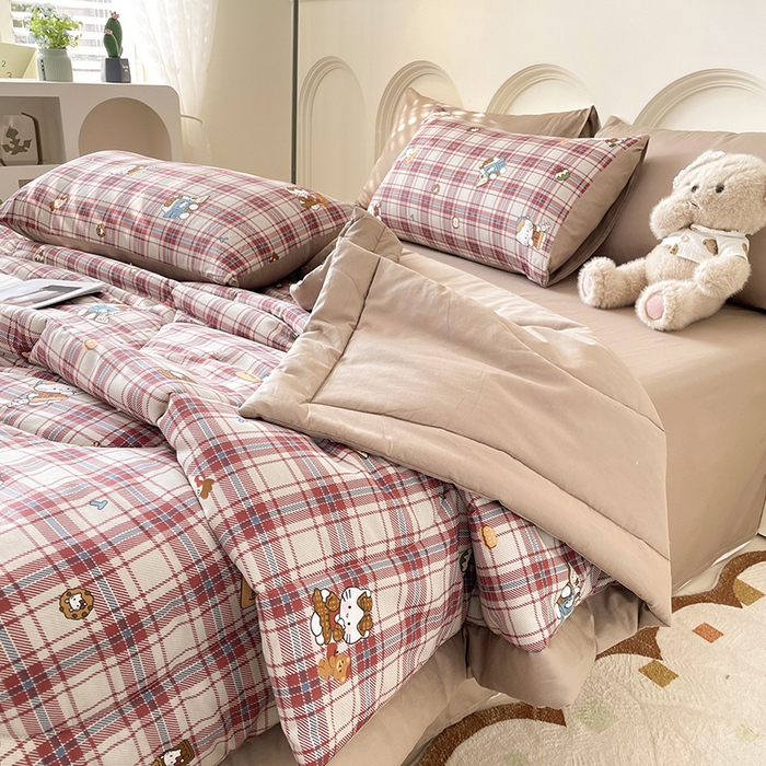 91家纺网 家纺一手货源 找家纺 梵克保罗 2025新款全棉夏被碎花卡通小清新简约纯棉夏凉被夏被四件套三件套 格子凯特