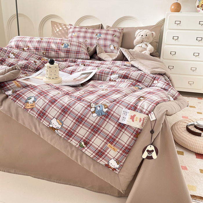 91家纺网 家纺一手货源 找家纺 梵克保罗 2025新款全棉夏被碎花卡通小清新简约纯棉夏凉被夏被四件套三件套 格子凯特