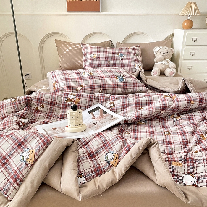 91家纺网 家纺一手货源 找家纺 梵克保罗 2025新款全棉夏被碎花卡通小清新简约纯棉夏凉被夏被四件套三件套 格子凯特