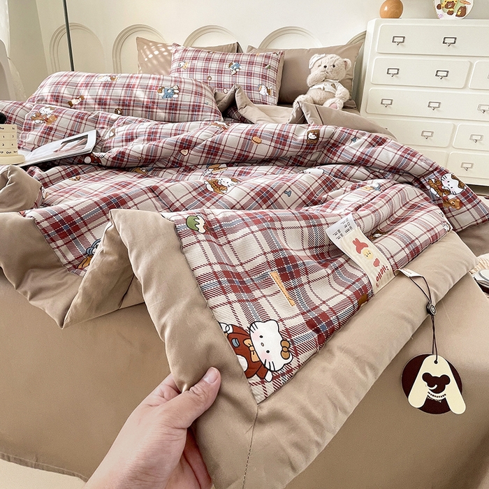 91家纺网 家纺一手货源 找家纺 梵克保罗 2025新款全棉夏被碎花卡通小清新简约纯棉夏凉被夏被四件套三件套 格子凯特
