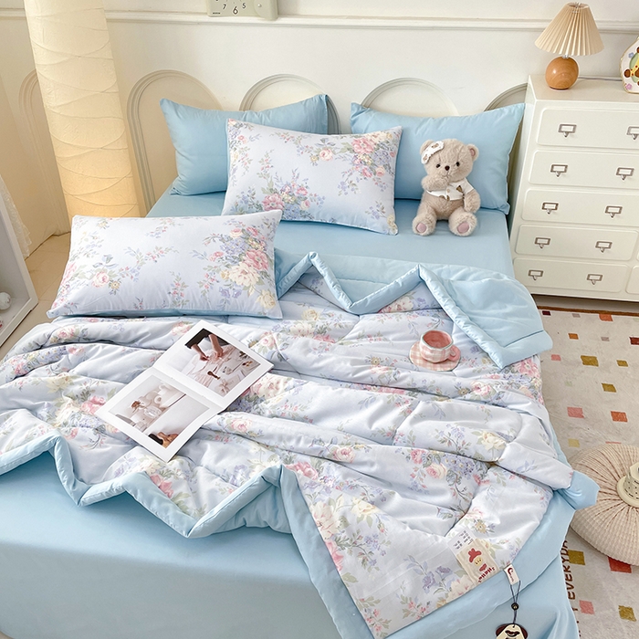 91家纺网 家纺一手货源 找家纺 梵克保罗 2025新款全棉夏被碎花卡通小清新简约纯棉夏凉被夏被四件套三件套 花团锦簇