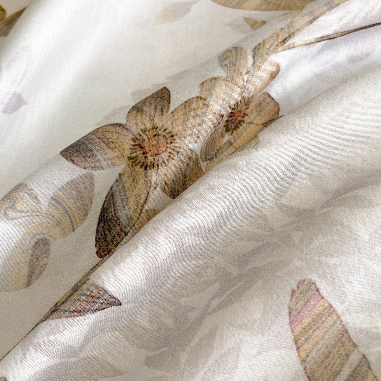 91家纺网 家纺一手货源 找家纺 慕晨 2025新款65%莱赛尔32%棉全棉磨毛数码印花宽边高级简奢款中高端四件套直播热款 砚禾