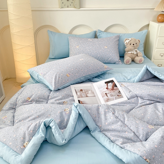 91家纺网 家纺一手货源 找家纺 梵克保罗 2025新款全棉夏被碎花卡通小清新简约纯棉夏凉被夏被四件套三件套 嘉兰