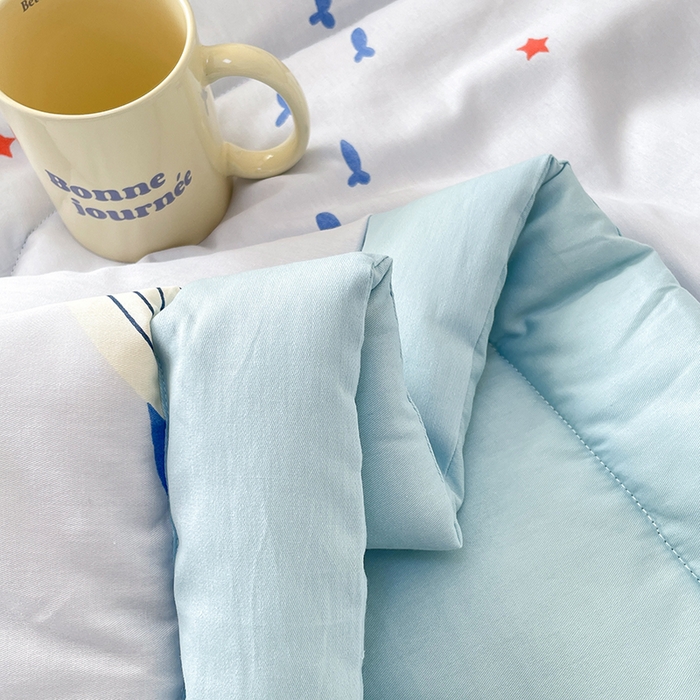 91家纺网 家纺一手货源 找家纺 梵克保罗 2025新款全棉夏被碎花卡通小清新简约纯棉夏凉被夏被四件套三件套 鲸鱼