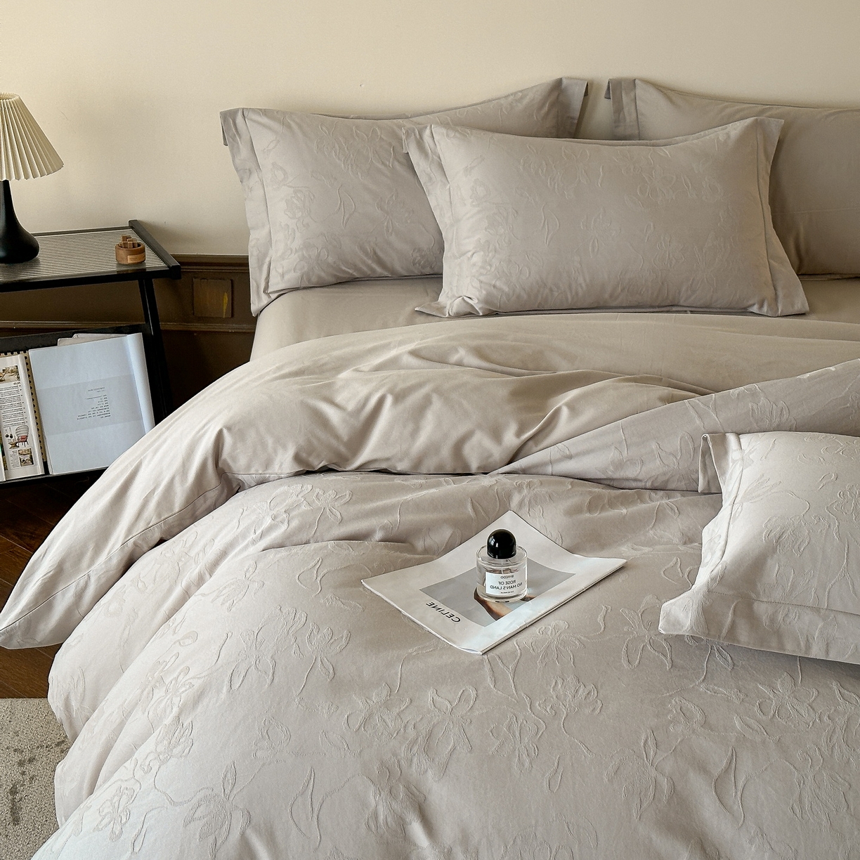 慕晨 2025新款全棉提花磨毛四件套高级简奢款中高端4件套直播热款 雾芷-灰