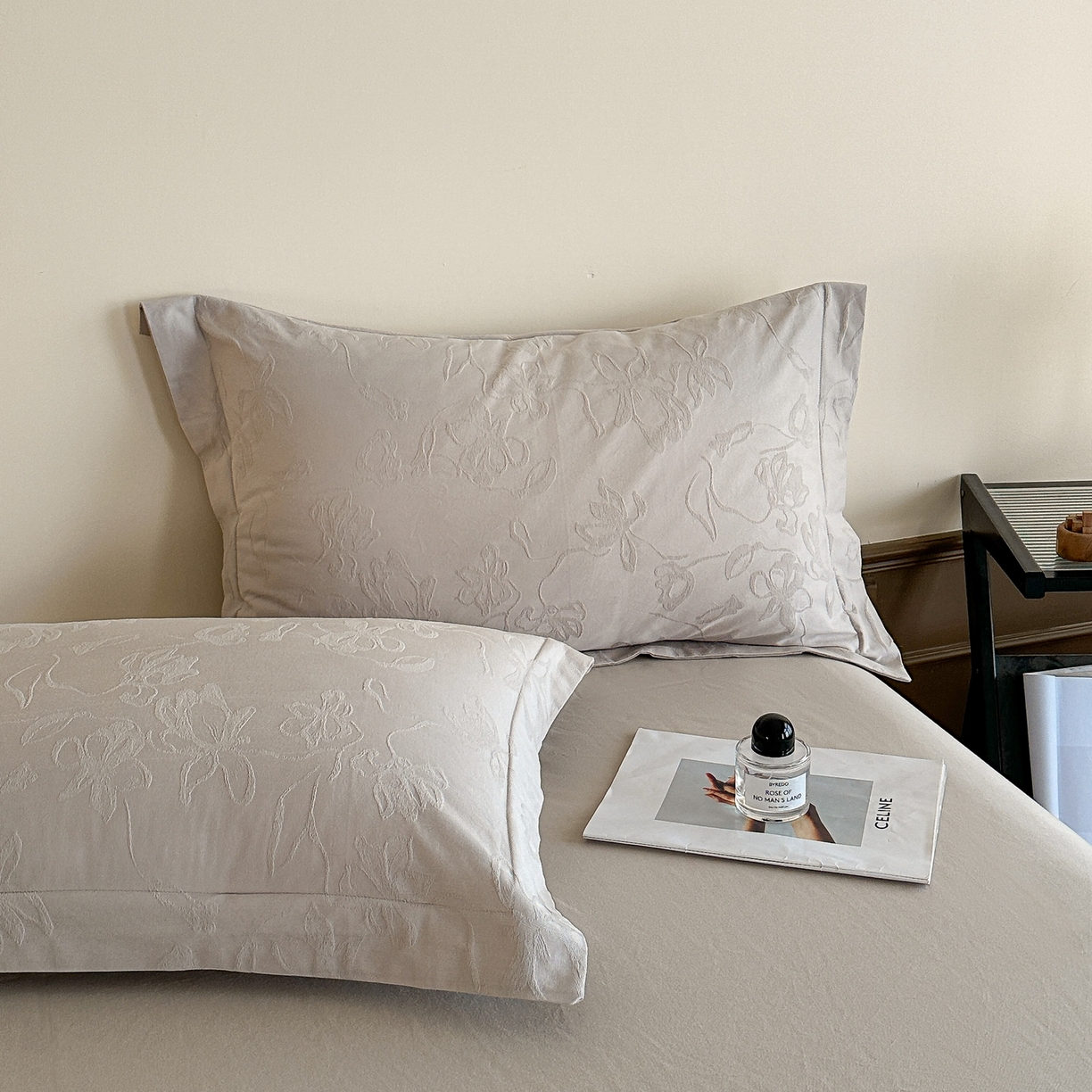 91家纺网 家纺一手货源 找家纺 慕晨 2025新款全棉提花磨毛四件套高级简奢款中高端4件套直播热款 雾芷-灰