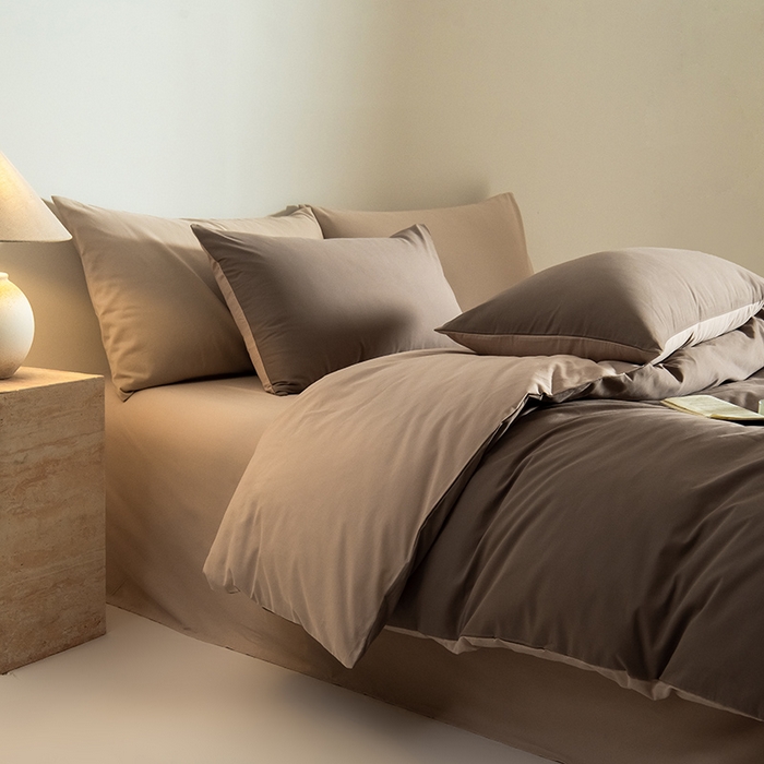 91家纺网 家纺一手货源 找家纺 Mr.pig猪先生水洗棉 2025新款贡缎长绒棉全棉纯棉贡缎磨毛单被套150*200*230加大单被套学生 沙尘灰+奶茶香槟