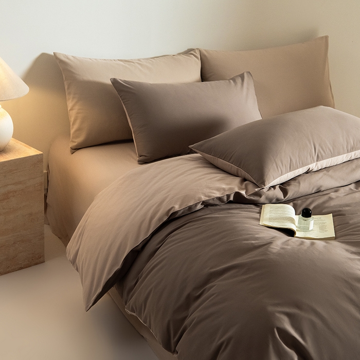 91家纺网 家纺一手货源 找家纺 Mr.pig猪先生水洗棉 2025新款贡缎长绒棉全棉纯棉贡缎磨毛单被套150*200*230加大单被套学生 沙尘灰+奶茶香槟