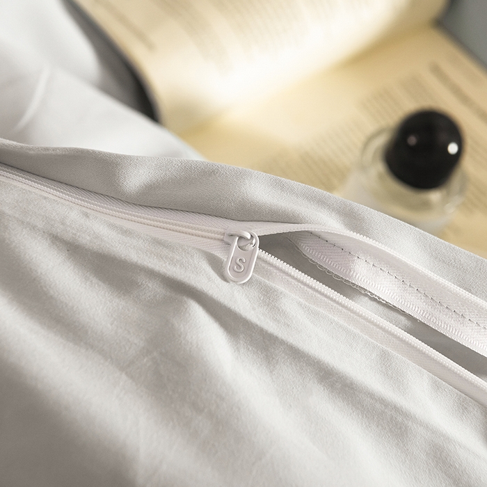 91家纺网 家纺一手货源 找家纺 Mr.pig猪先生水洗棉 2025新款贡缎长绒棉全棉纯棉贡缎磨毛单被套150*200*230加大单被套学生 松灰