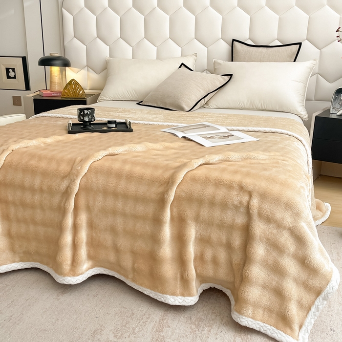 91家纺网 家纺一手货源 找家纺 梵克保罗 2025新款仿兔毛泡泡绒牛奶绒毛毯盖毯包边毛毯 驼色