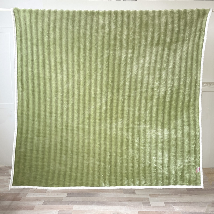 91家纺网 家纺一手货源 找家纺 梵克保罗 2025新款仿兔毛泡泡绒牛奶绒毛毯盖毯包边毛毯 奶绿