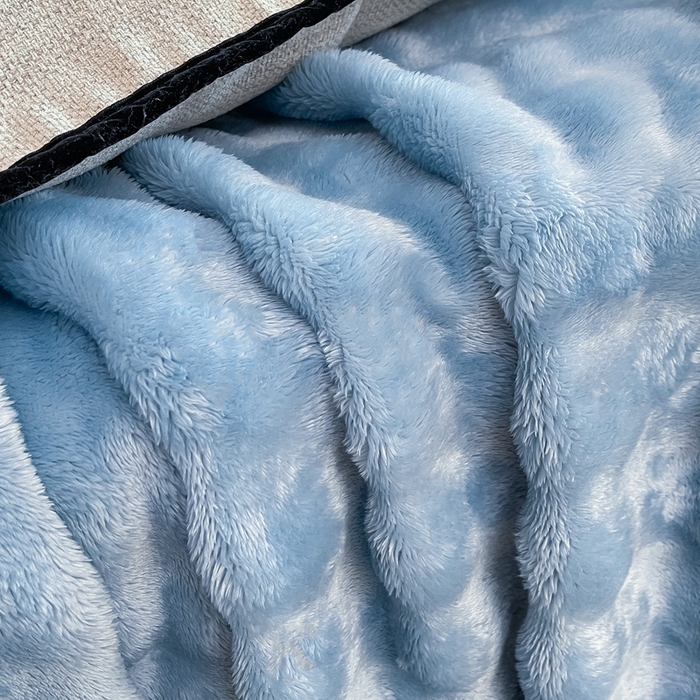 91家纺网 家纺一手货源 找家纺 梵克保罗 2025新款仿兔毛泡泡绒牛奶绒毛毯盖毯包边毛毯 天蓝
