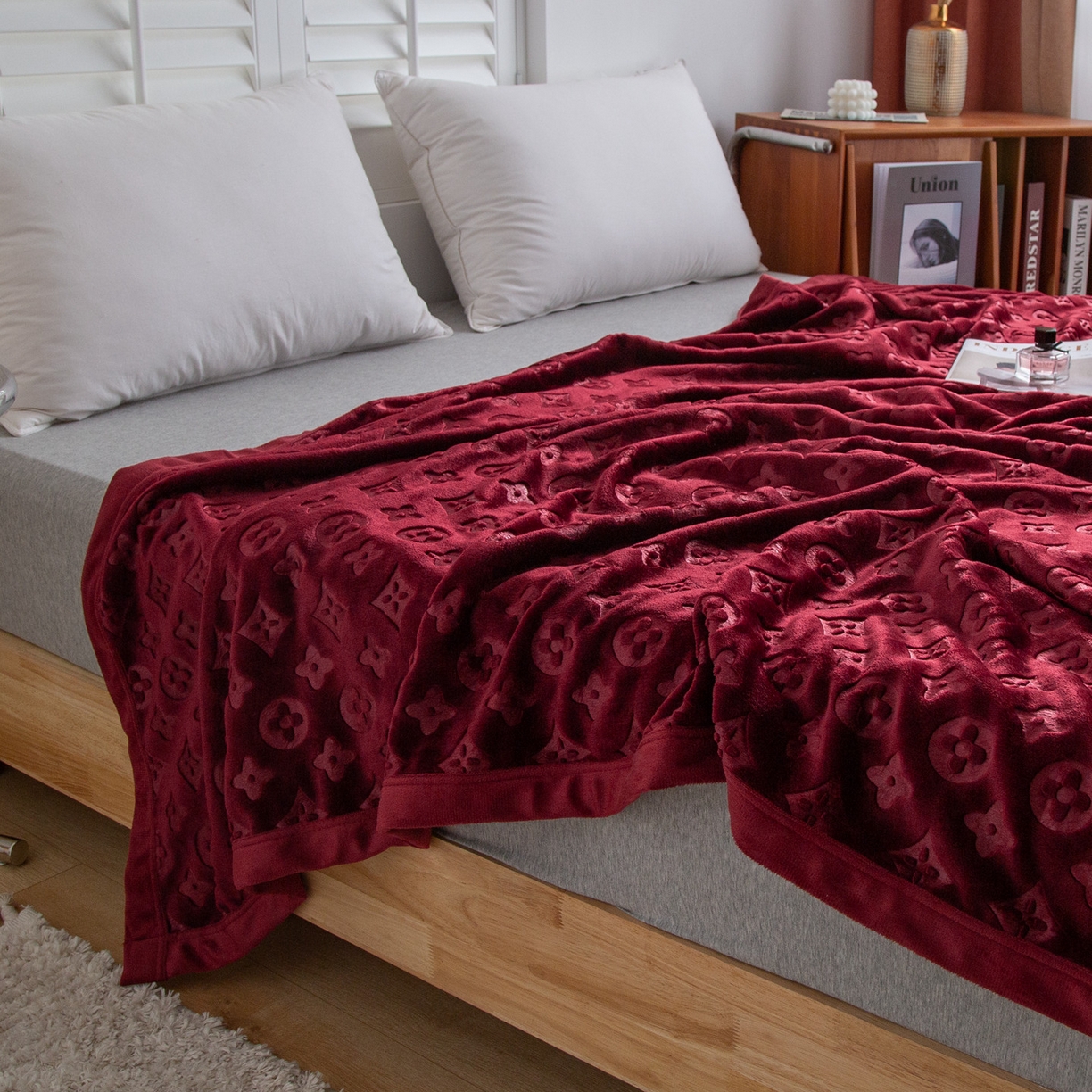 91家纺网 家纺一手货源 找家纺 梵克保罗 2025新款3D立体印花四季盖毯400克 3D酒红