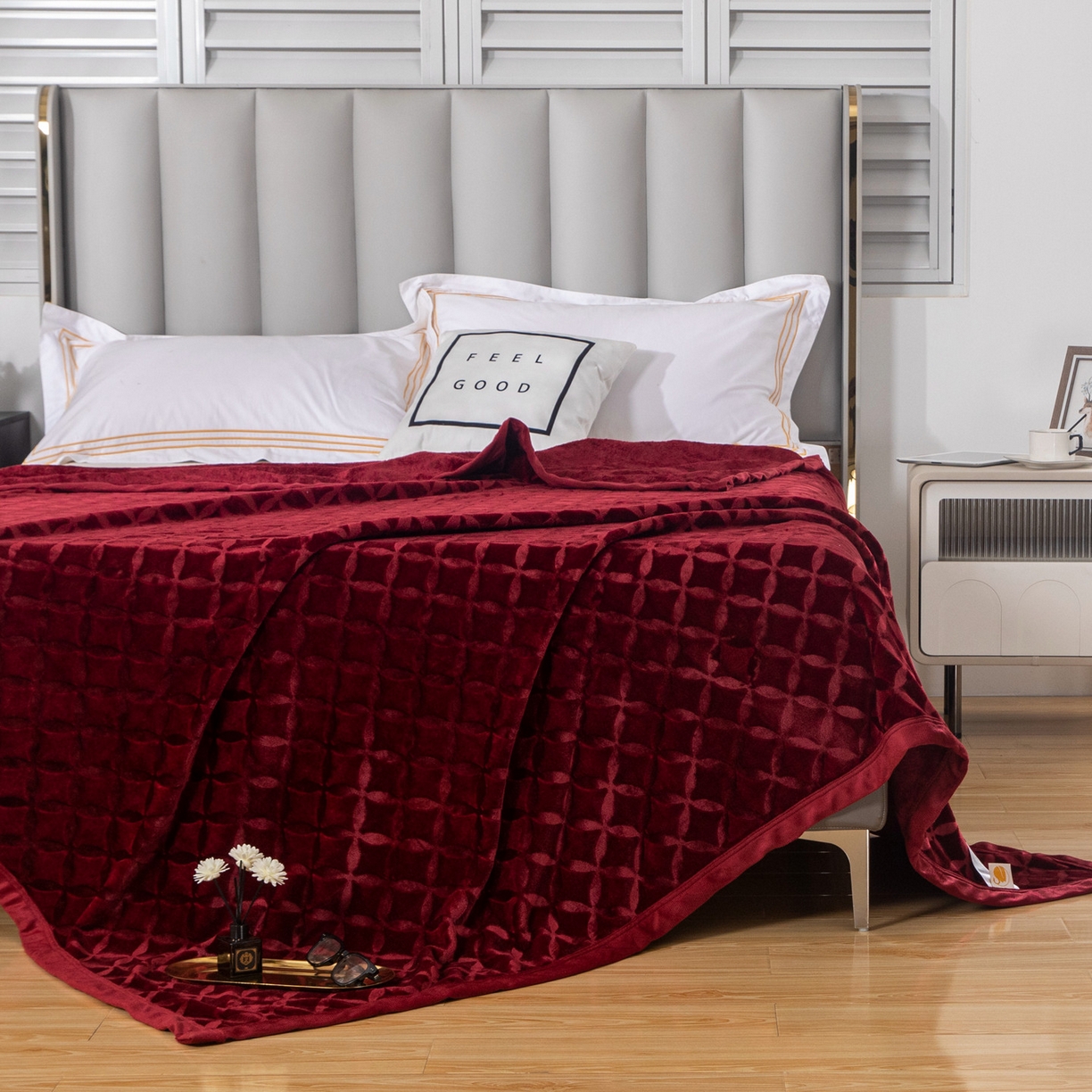 91家纺网 家纺一手货源 找家纺 梵克保罗 2025新款3D立体印花四季盖毯400克 铜钱红