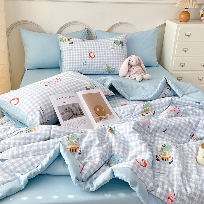 91家纺网 家纺一手货源 找家纺 梵克保罗 2025新款全棉夏被碎花卡通小清新简约纯棉夏凉被夏被四件套三件套 小恐龙