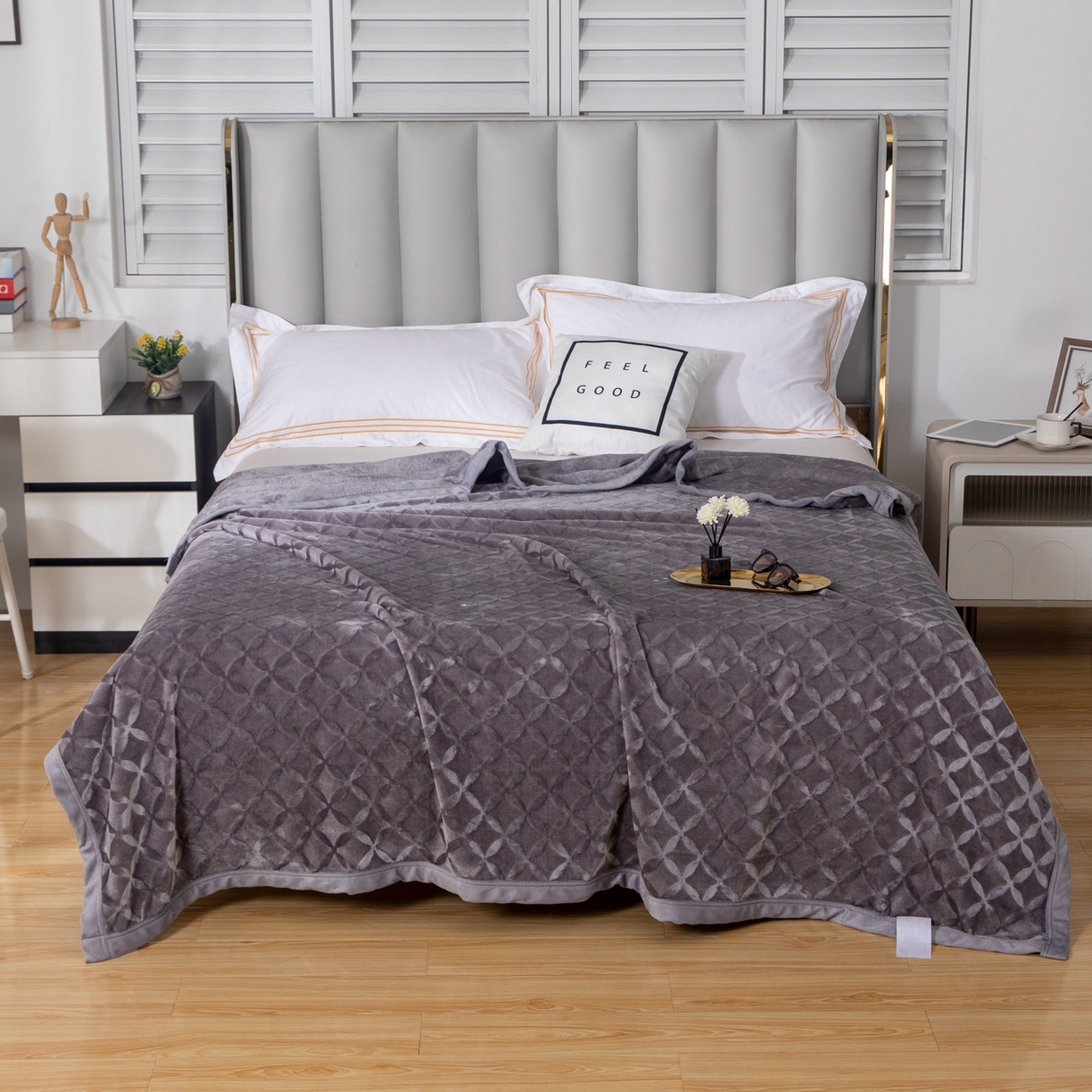 91家纺网 家纺一手货源 找家纺 梵克保罗 2025新款3D立体印花四季盖毯400克 铜钱灰