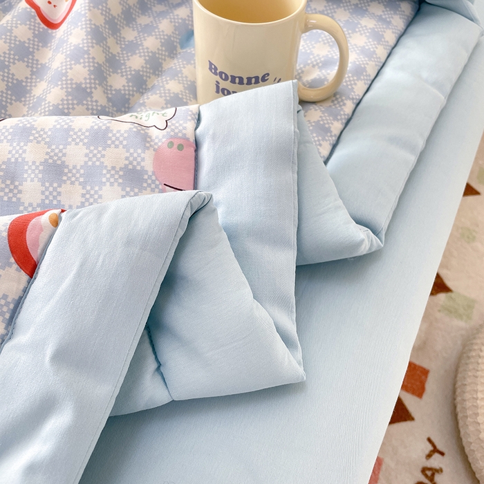 91家纺网 家纺一手货源 找家纺 梵克保罗 2025新款全棉夏被碎花卡通小清新简约纯棉夏凉被夏被四件套三件套 小恐龙