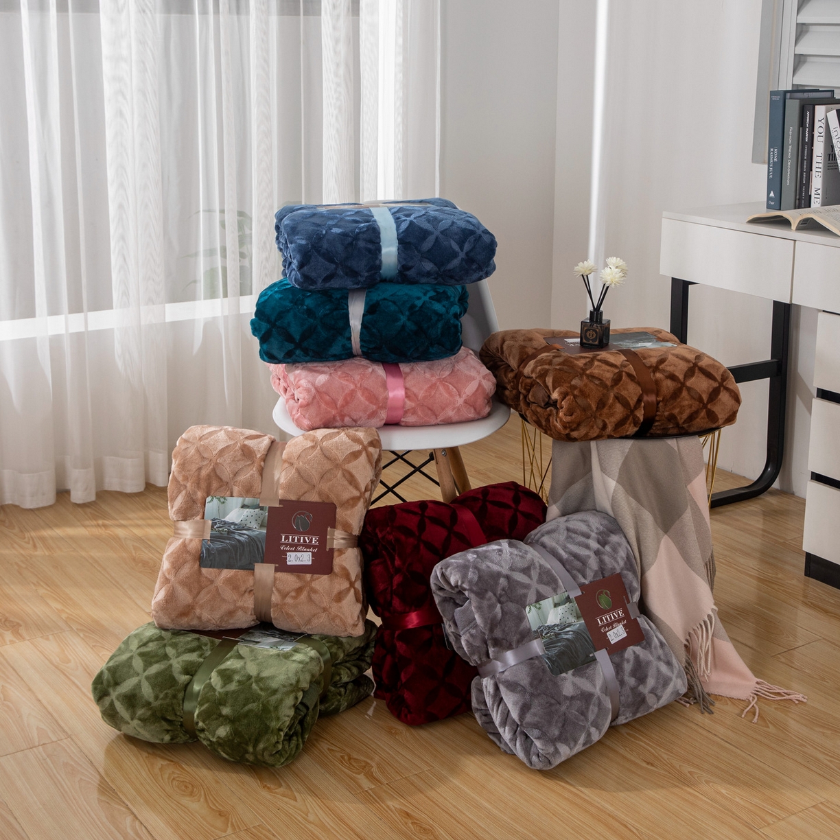 91家纺网 家纺一手货源 找家纺 梵克保罗 2025新款3D立体印花四季盖毯400克 组合图