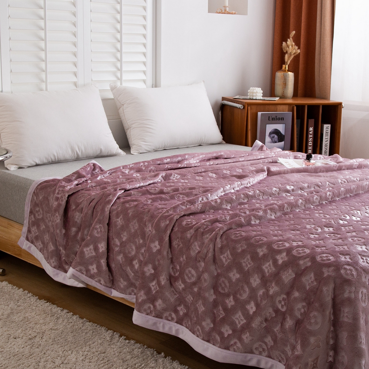 91家纺网 家纺一手货源 找家纺 （总）梵克保罗 2025新款3D立体印花四季盖毯400克