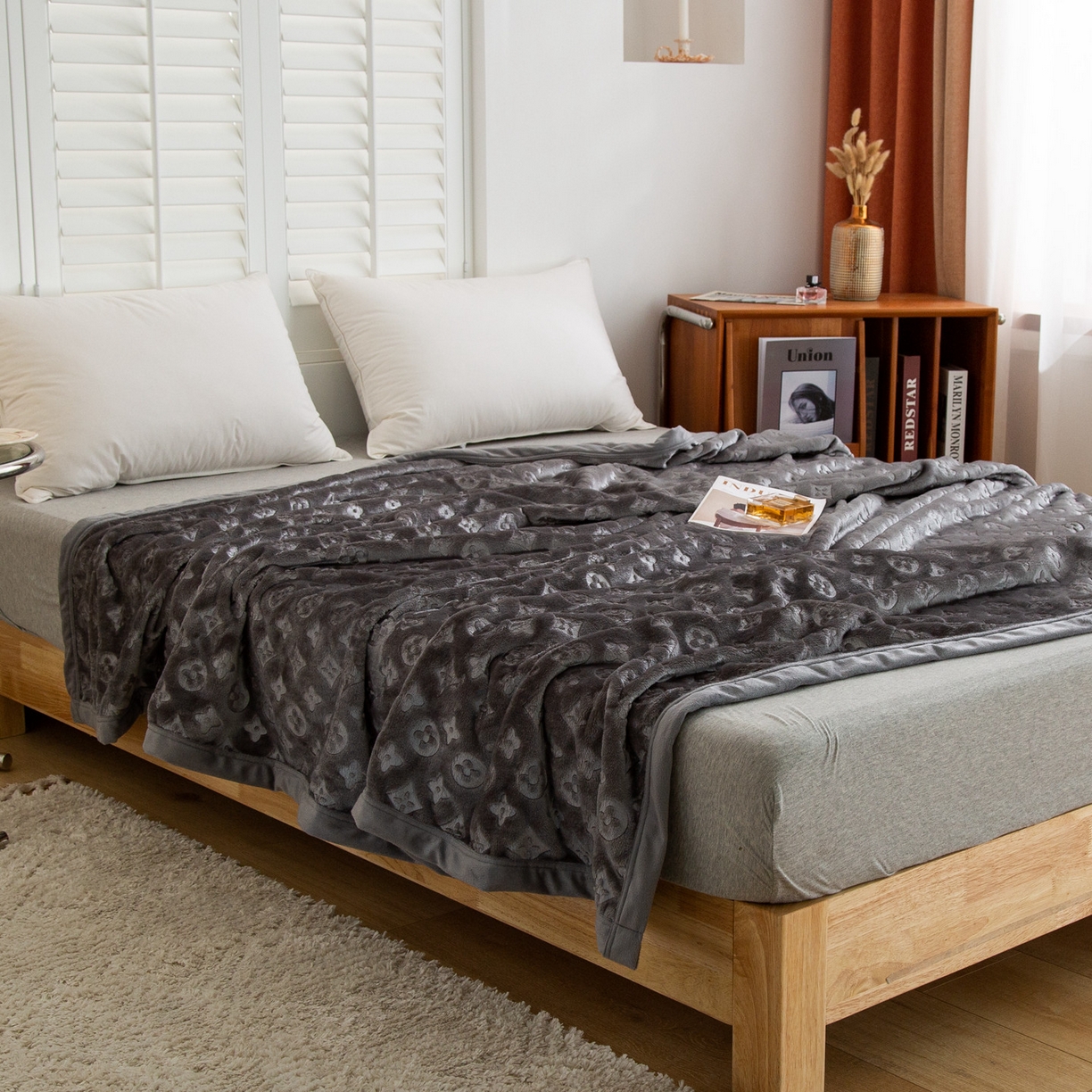 91家纺网 家纺一手货源 找家纺 梵克保罗 2025新款3D立体印花四季盖毯400克 3D灰