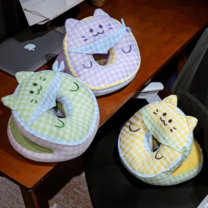 91家纺网 家纺一手货源 找家纺 仟亿莱 2025新款泡泡纱方巾格子喵双面午睡枕 枕头枕芯 组合图仅供参考不可下单