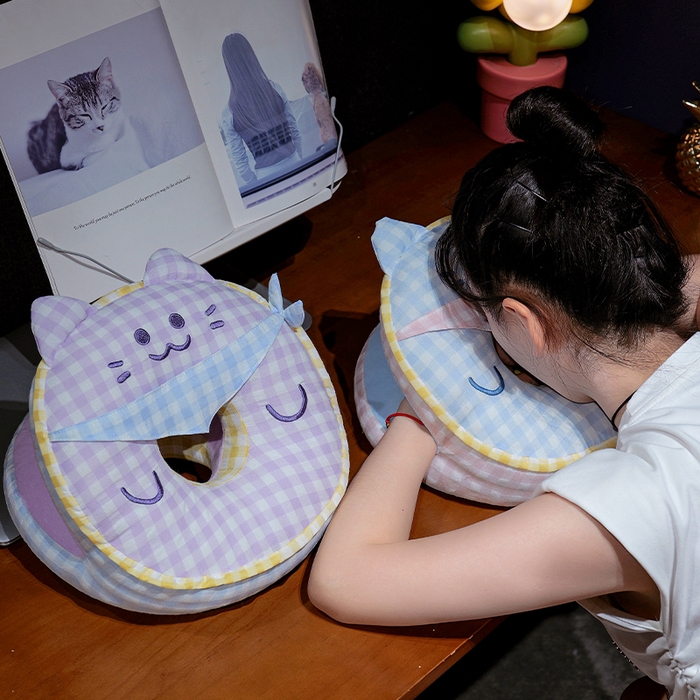 91家纺网 家纺一手货源 找家纺 仟亿莱 2025新款泡泡纱方巾格子喵双面午睡枕 枕头枕芯 双面方巾蓝猫