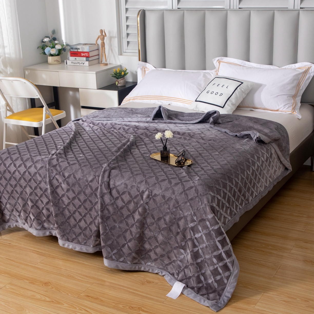 91家纺网 家纺一手货源 找家纺 梵克保罗 2025新款3D立体印花四季盖毯400克 铜钱灰