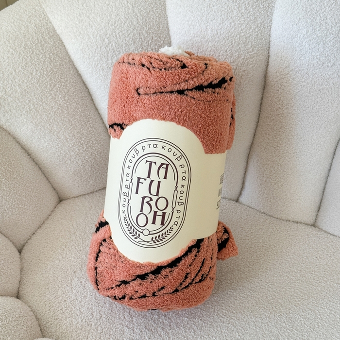 91家纺网 家纺一手货源 找家纺 （总）梵克保罗 2025新款双层阳离子叶子提花塔芙绒羊羔绒跨境双层毛毯盖毯毯子