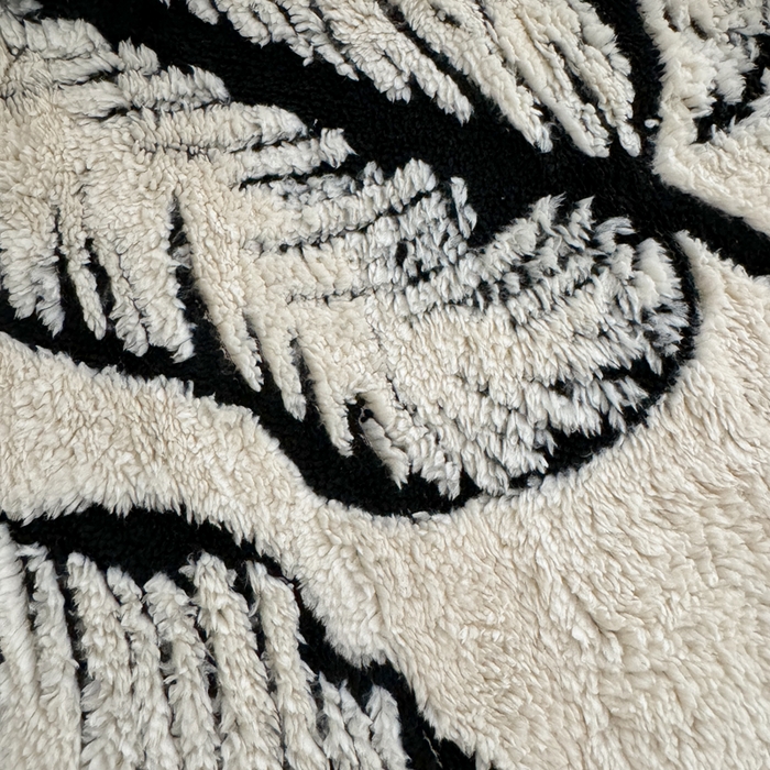 91家纺网 家纺一手货源 找家纺 梵克保罗 2025新款双层阳离子叶子提花塔芙绒羊羔绒跨境双层毛毯盖毯毯子 叶子白色