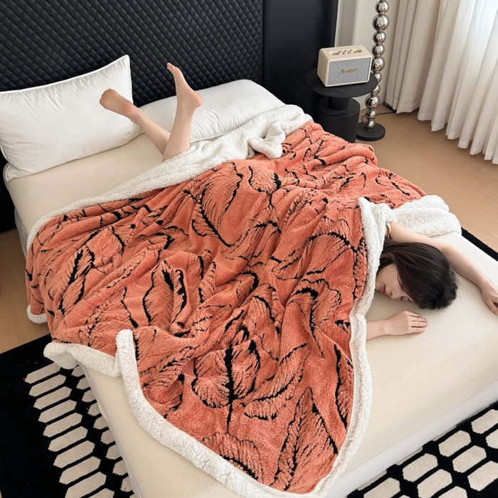 91家纺网 家纺一手货源 找家纺 梵克保罗 2025新款双层阳离子叶子提花塔芙绒羊羔绒跨境双层毛毯盖毯毯子 叶子橘色