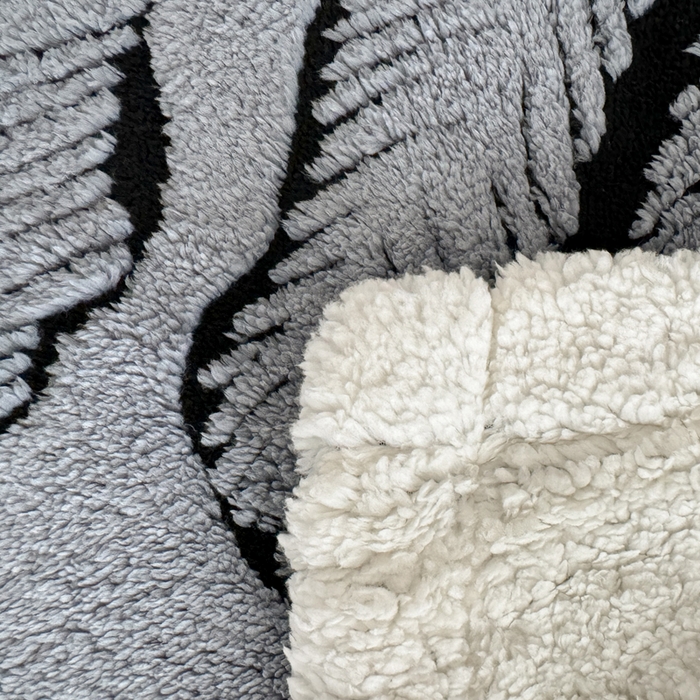 91家纺网 家纺一手货源 找家纺 梵克保罗 2025新款双层阳离子叶子提花塔芙绒羊羔绒跨境双层毛毯盖毯毯子 叶子灰色