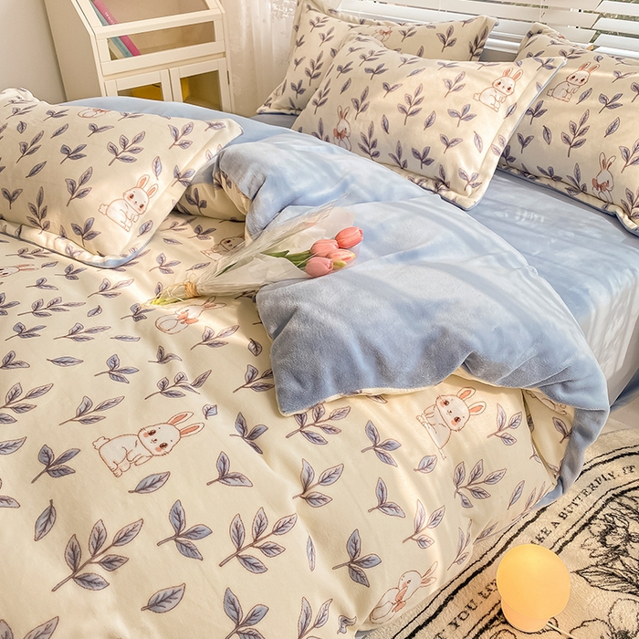 91家纺网 家纺一手货源 找家纺 瑞莱 （上新）2025新款印花牛奶绒四件套-卡通系列 绒芳草集