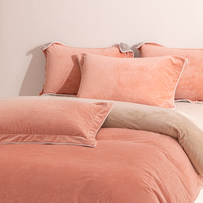 91家纺网 家纺一手货源 找家纺 ONE TWO ONE 121 新品【婴儿绒四件套】2025毛毯被子四件套单件床单被套床笠珊瑚绒牛奶绒冬被法兰绒兔毛绒 橘粉-奶茶