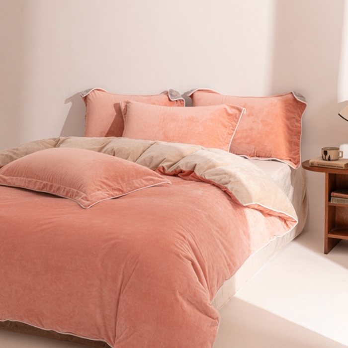 91家纺网 家纺一手货源 找家纺 ONE TWO ONE 121 新品【婴儿绒四件套】2025毛毯被子四件套单件床单被套床笠珊瑚绒牛奶绒冬被法兰绒兔毛绒 橘粉-奶茶