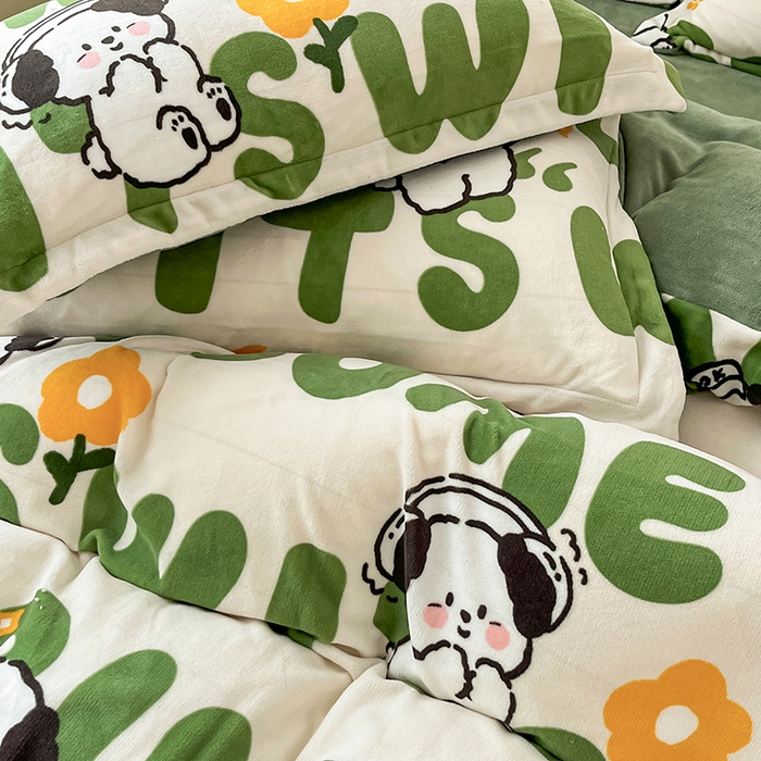 91家纺网 家纺一手货源 找家纺 瑞莱 （上新）2025新款印花牛奶绒四件套-卡通系列 绒皮皮狗