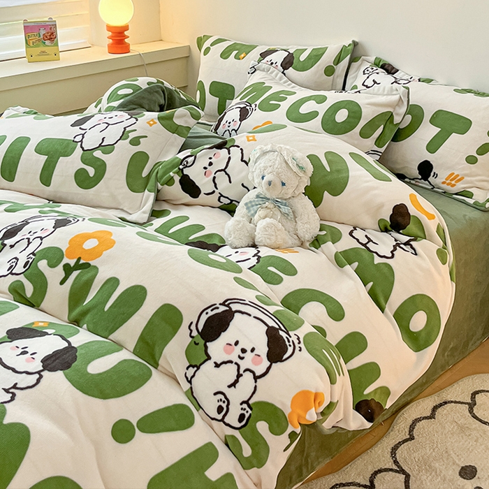 91家纺网 家纺一手货源 找家纺 瑞莱 （上新）2025新款印花牛奶绒四件套-卡通系列 绒皮皮狗