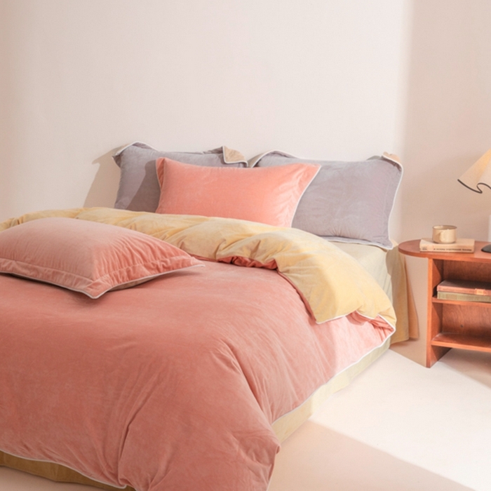 91家纺网 家纺一手货源 找家纺 ONE TWO ONE 121 新品【婴儿绒四件套】2025毛毯被子四件套单件床单被套床笠珊瑚绒牛奶绒冬被法兰绒兔毛绒 橘粉-乳酪